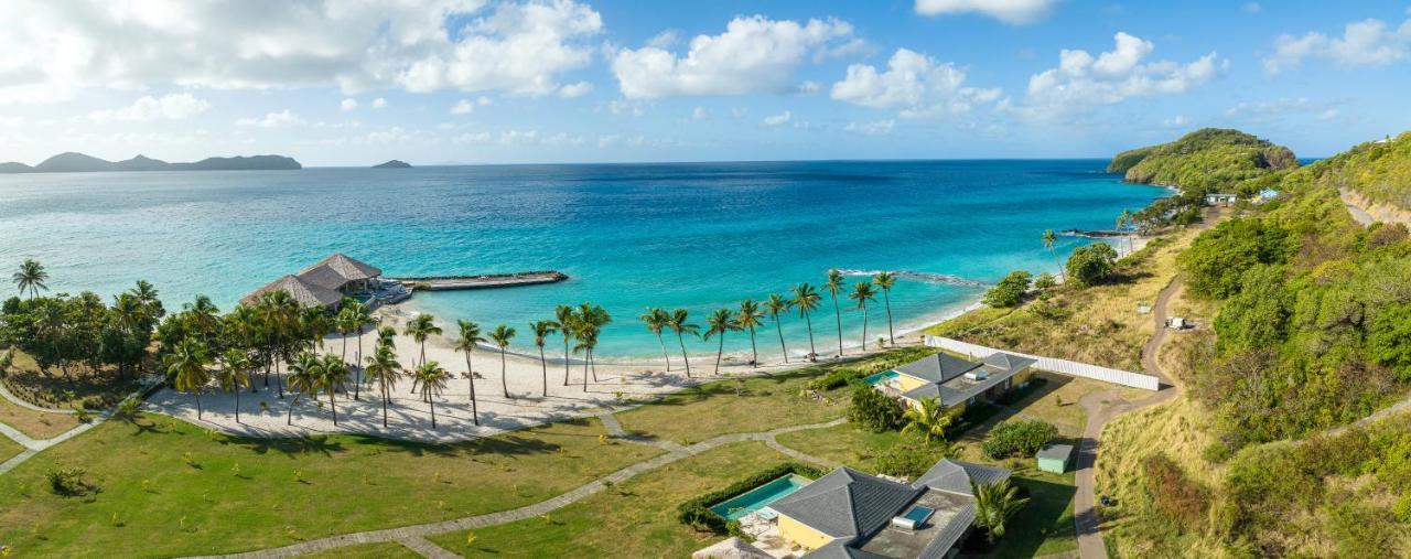 ホテル The Liming Bequia Friendship エクステリア 写真